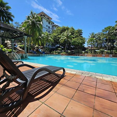 Good2Stay Apartment 6-8Pax L 3R2B L 2 Parking L Coway Water L Unifi I Swimming Pool 말라카 외부 사진