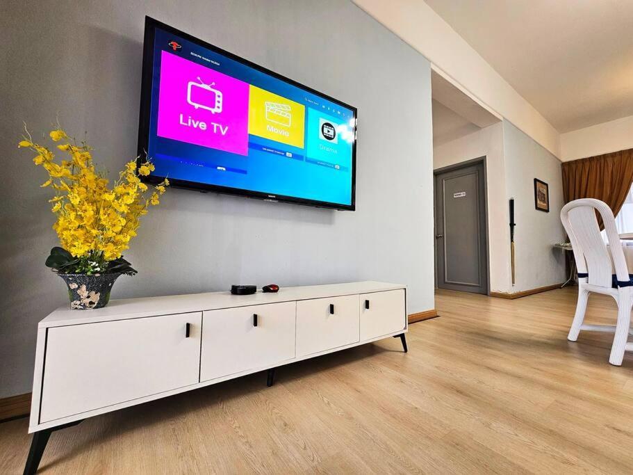 Good2Stay Apartment 6-8Pax L 3R2B L 2 Parking L Coway Water L Unifi I Swimming Pool 말라카 외부 사진